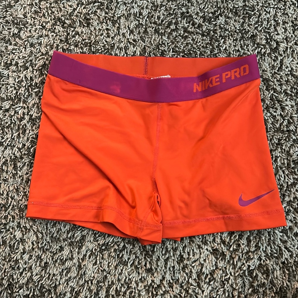 Nike pro spandex
size M